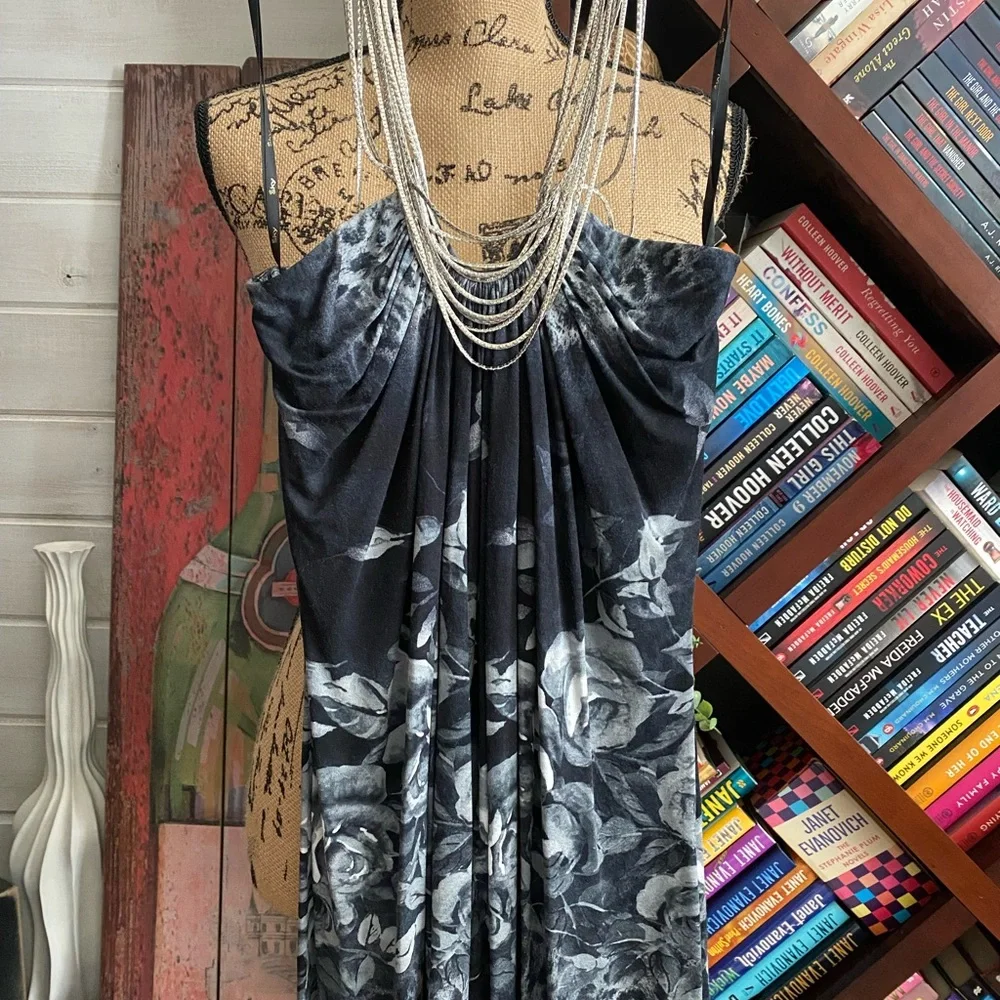 SKY Black and Gray Floral Top NWOT - Picture 1 of 5
